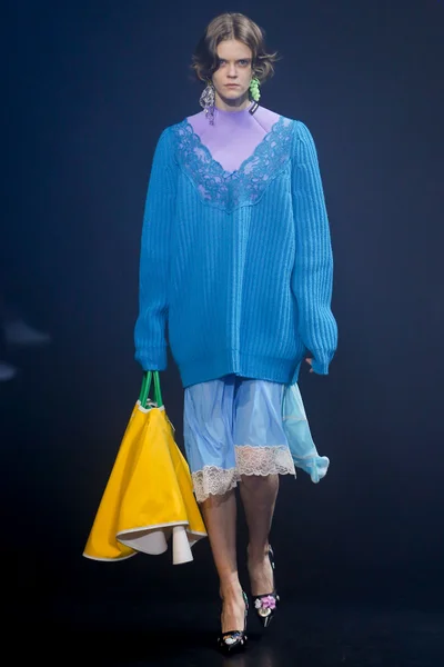 Look 55